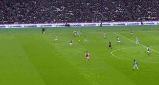 鲁尼：萨拉赫在摧毁自己在利物浦的传奇地位，做法完全错误