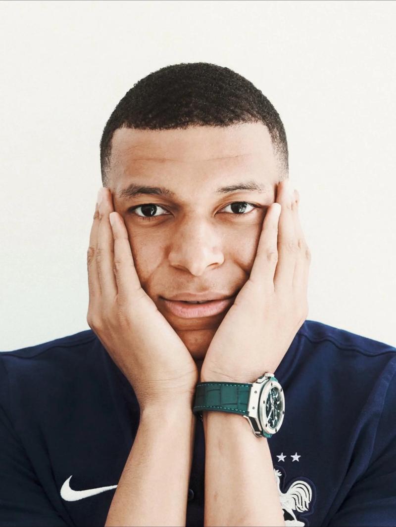 霍芬海姆1-1十人美因茨，比博绝杀被吹，科尔染红，奥尔森乌龙