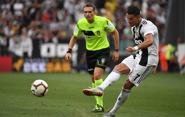 门将扑出关键点球，球迷热议