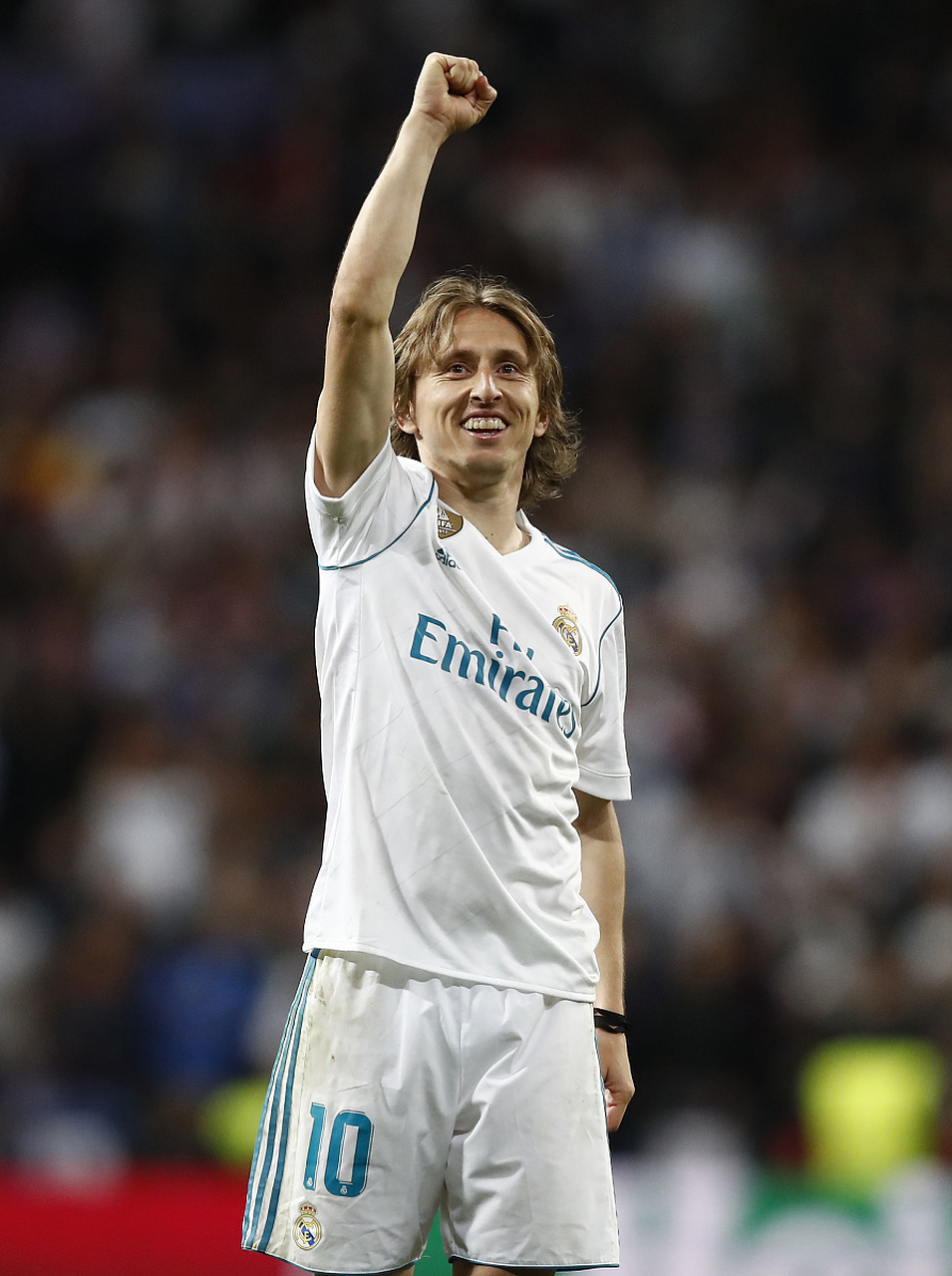 狼记：爱德华兹在末节告诉教练组，他不想按常规轮换下场休息